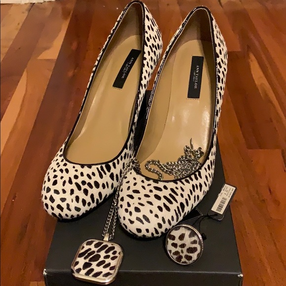 Ann Taylor Shoes - Ann Taylor Wedge -Haircalf w/matching jewelry NWT